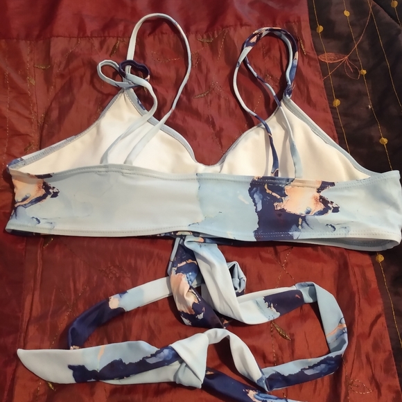 Blue Abstract Pattern 2pc Top and Skirt Swimsuit Set - Picture 11 of 12